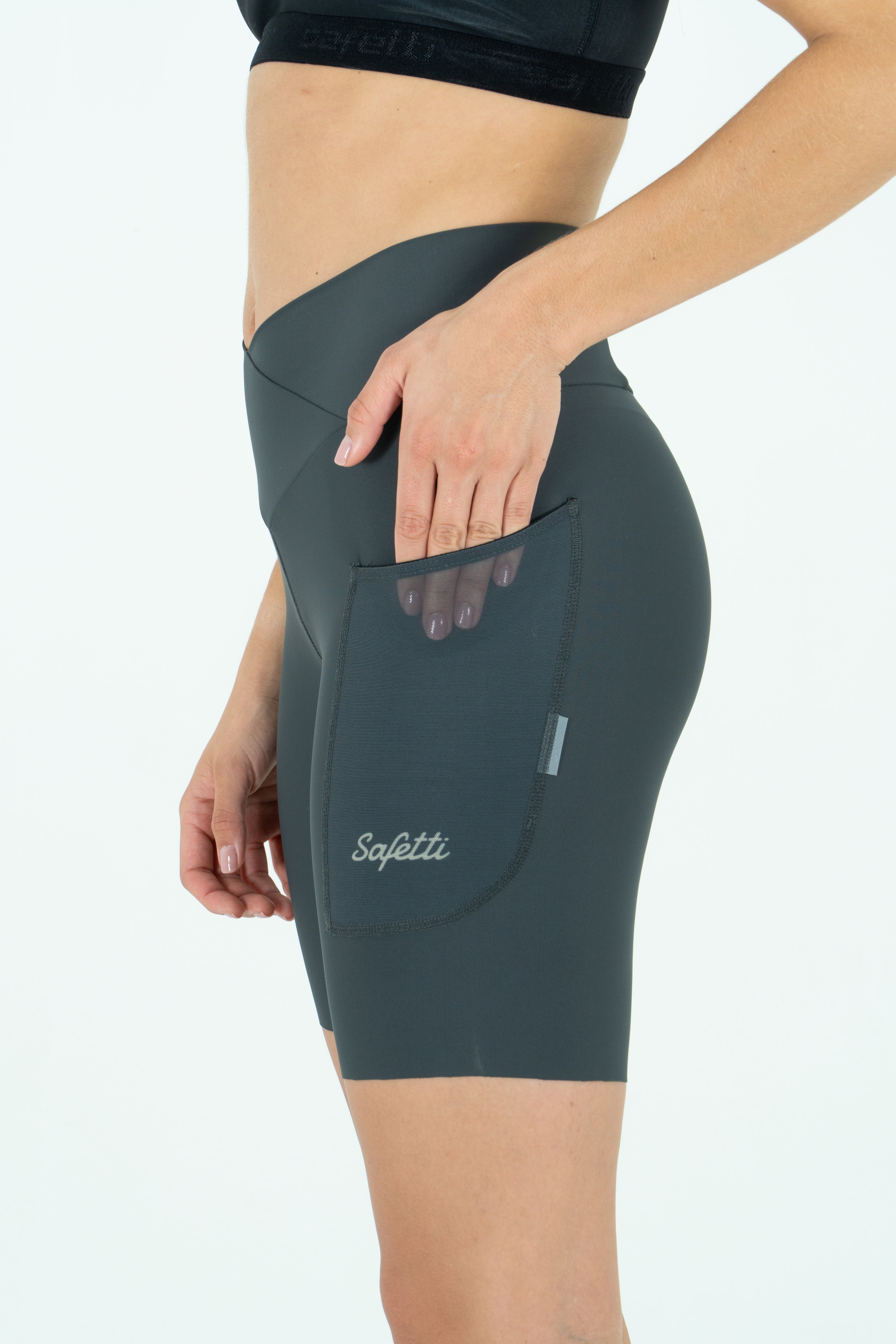 Short Titán Plomo Mujer